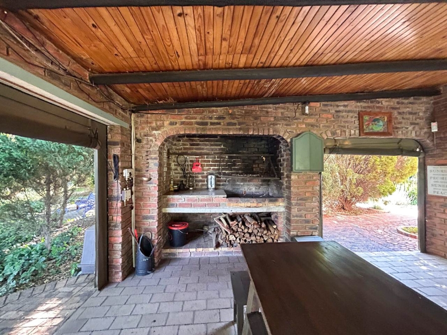 4 Bedroom Property for Sale in Lindequesdrif North West